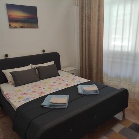 Nice Studio In Old Town 부쿠레슈티 외부 사진