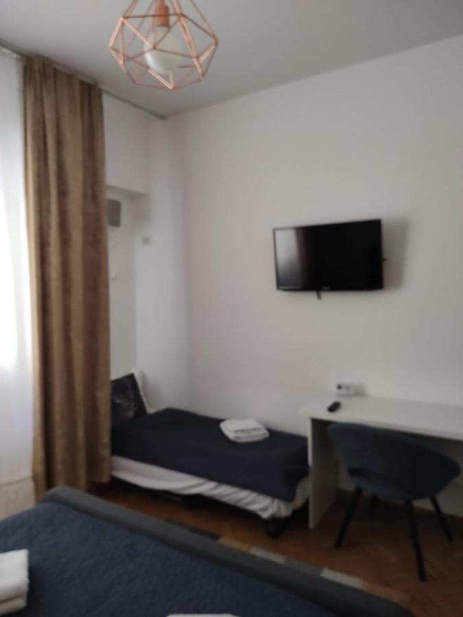 Nice Studio In Old Town 부쿠레슈티 외부 사진